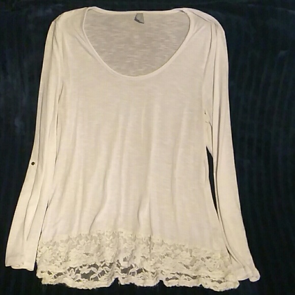 Vanity Fair Tops - Vanity Fair shirt